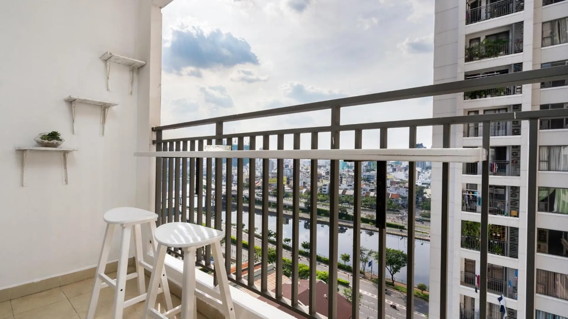January Apartment Ho Chi Minh City 0*,